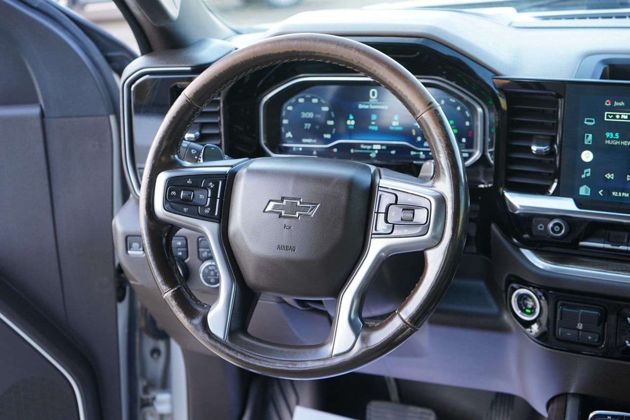 Chevrolet Silverado 1500 4WD Crew Cab 147" RST 2022