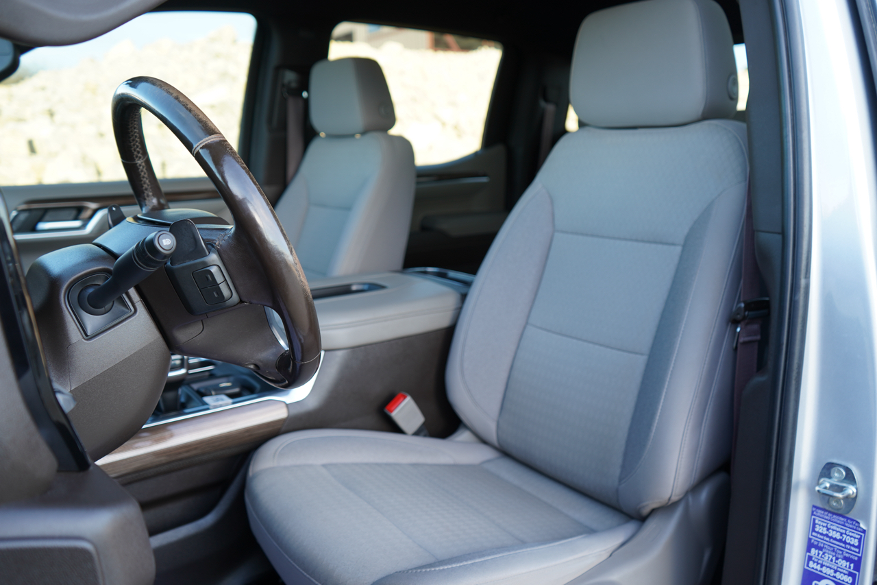 Chevrolet Silverado 1500 4WD Crew Cab 147" RST 2022