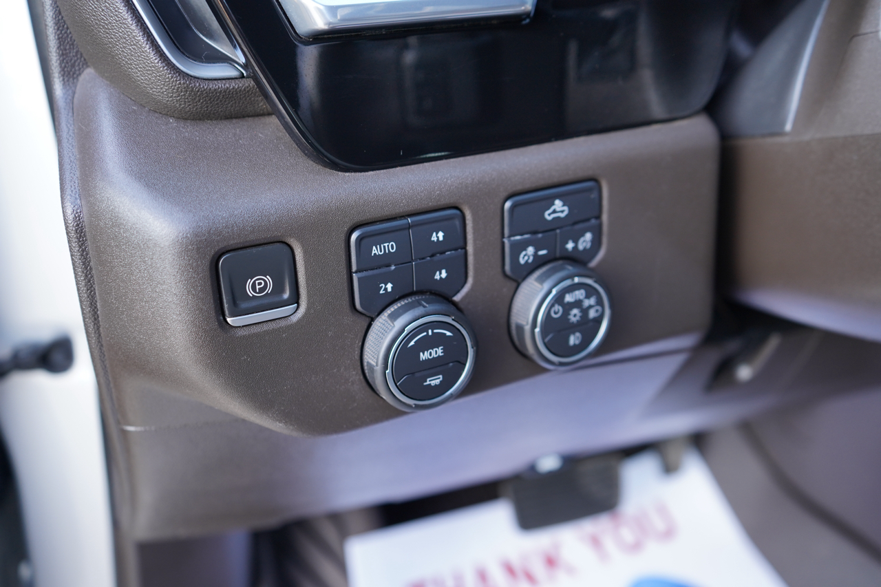 Chevrolet Silverado 1500 4WD Crew Cab 147" RST 2022