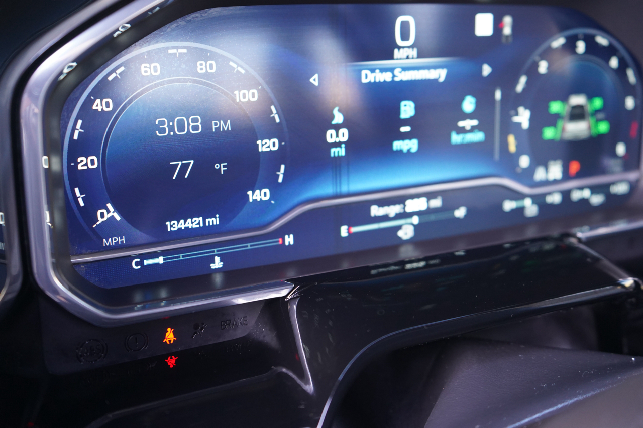 Chevrolet Silverado 1500 4WD Crew Cab 147" RST 2022