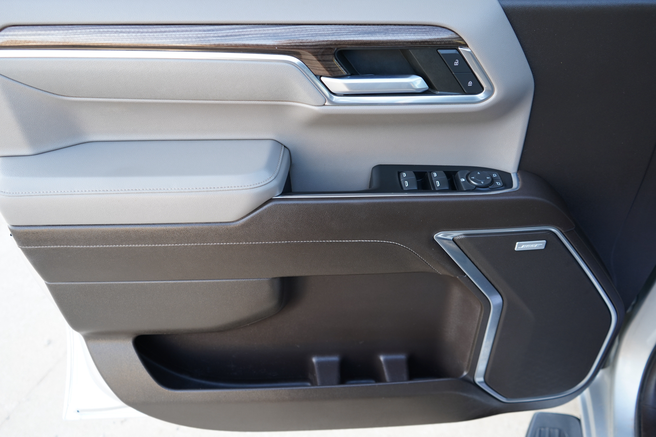 Chevrolet Silverado 1500 4WD Crew Cab 147" RST 2022