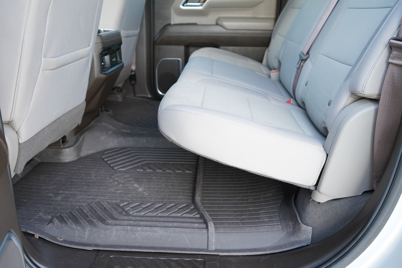 Chevrolet Silverado 1500 4WD Crew Cab 147" RST 2022