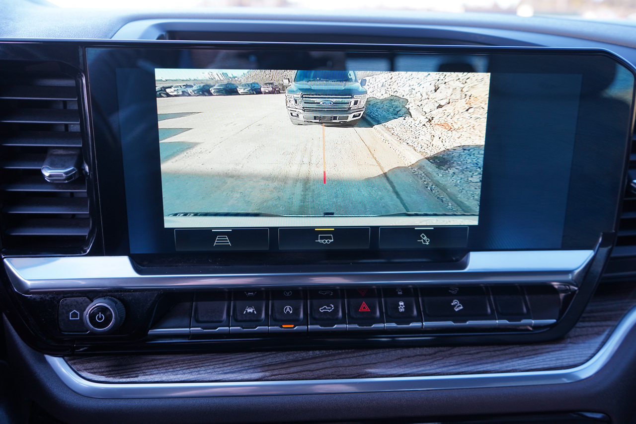 Chevrolet Silverado 1500 4WD Crew Cab 147" RST 2022