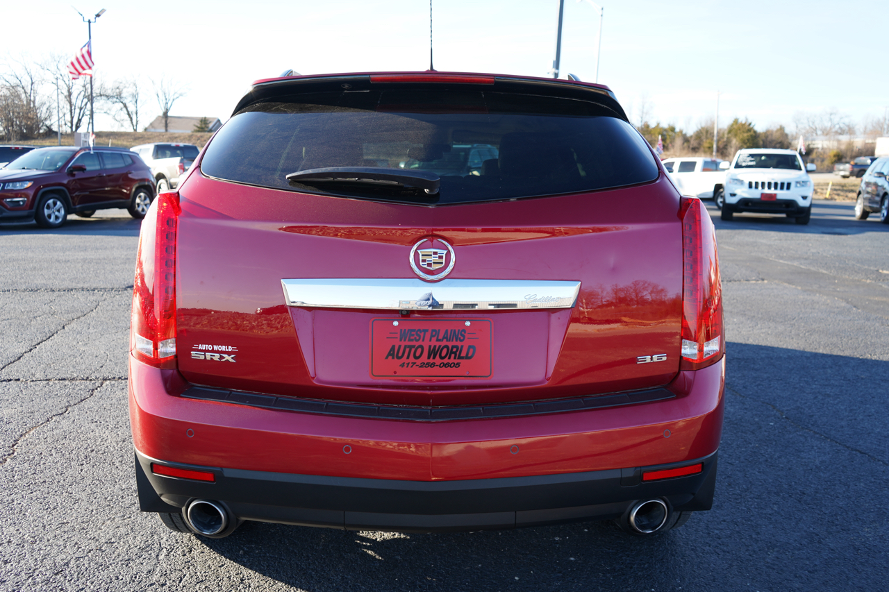 Cadillac SRX FWD 4dr Luxury Collection 2016