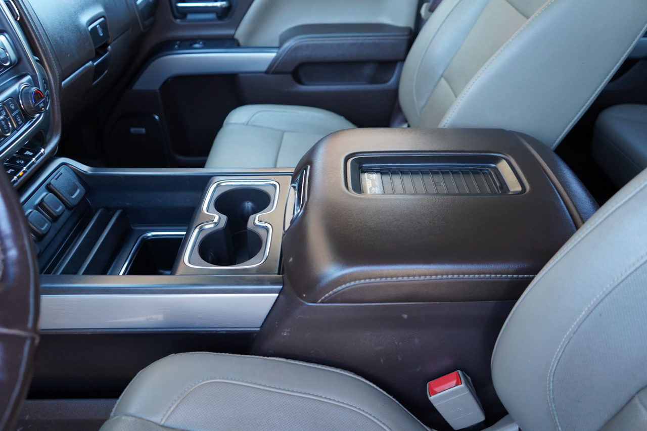 Chevrolet Silverado 2500HD 4WD Crew Cab 153.7" LTZ 2018