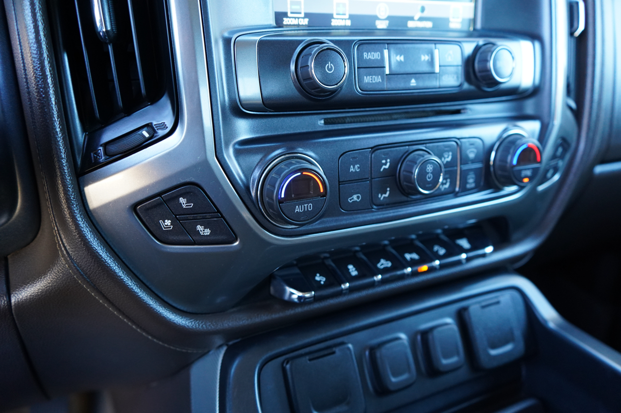 Chevrolet Silverado 2500HD 4WD Crew Cab 153.7" LTZ 2018