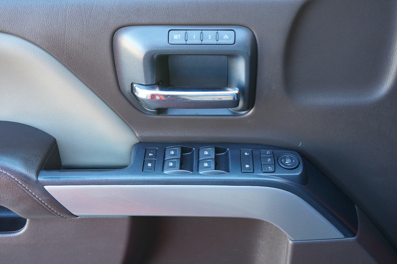 Chevrolet Silverado 2500HD 4WD Crew Cab 153.7" LTZ 2018