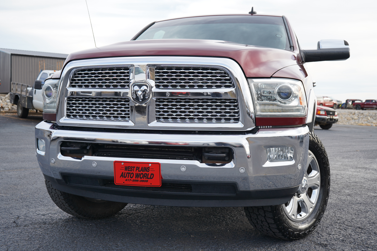 RAM 2500 Laramie Mega Cab 4WD 2016