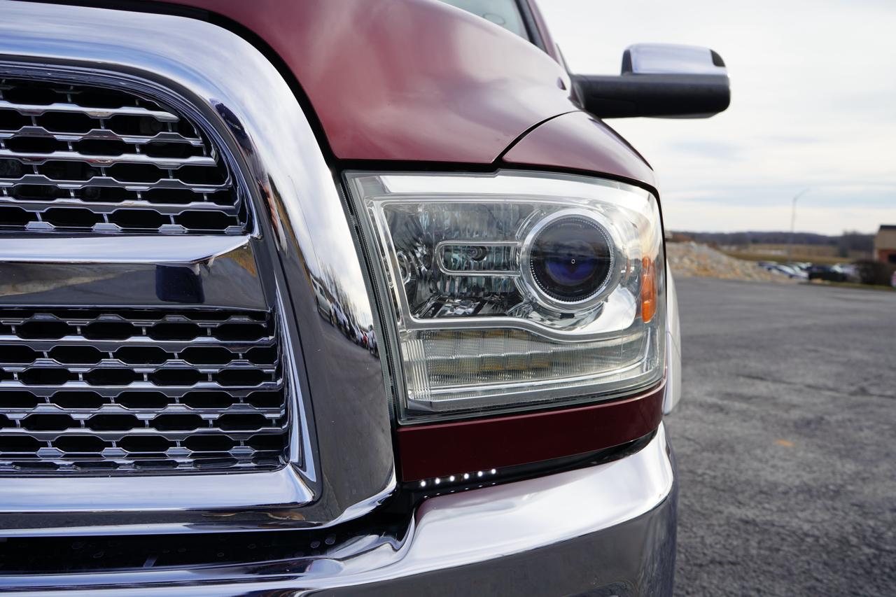 RAM 2500 Laramie Mega Cab 4WD 2016