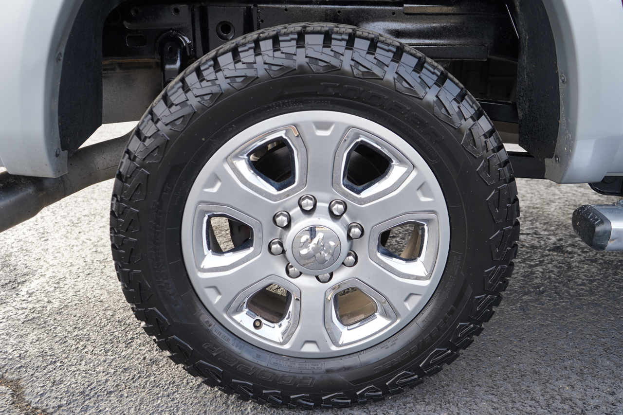 RAM 2500 Laramie Mega Cab 4WD 2016