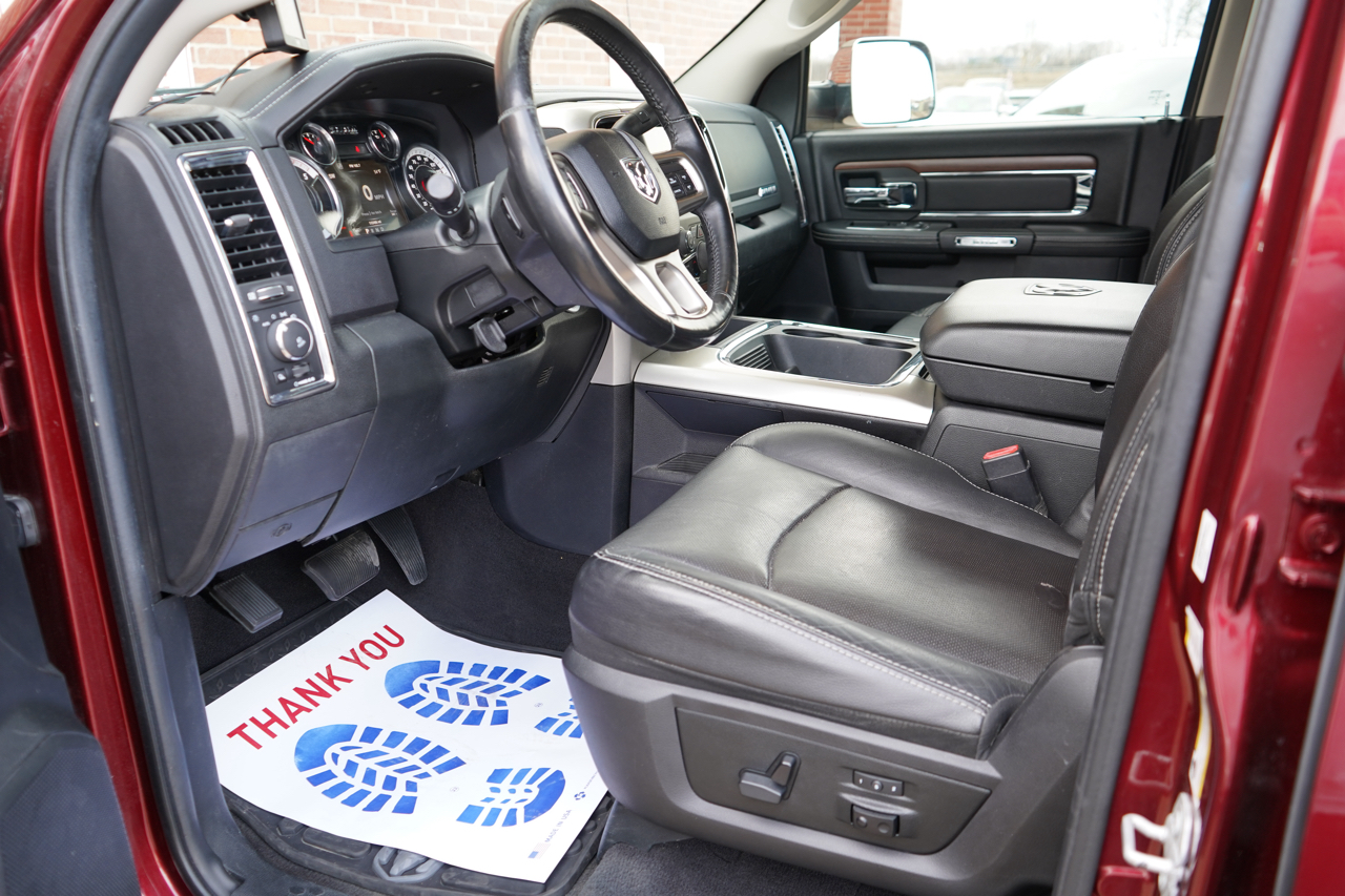 RAM 2500 Laramie Mega Cab 4WD 2016