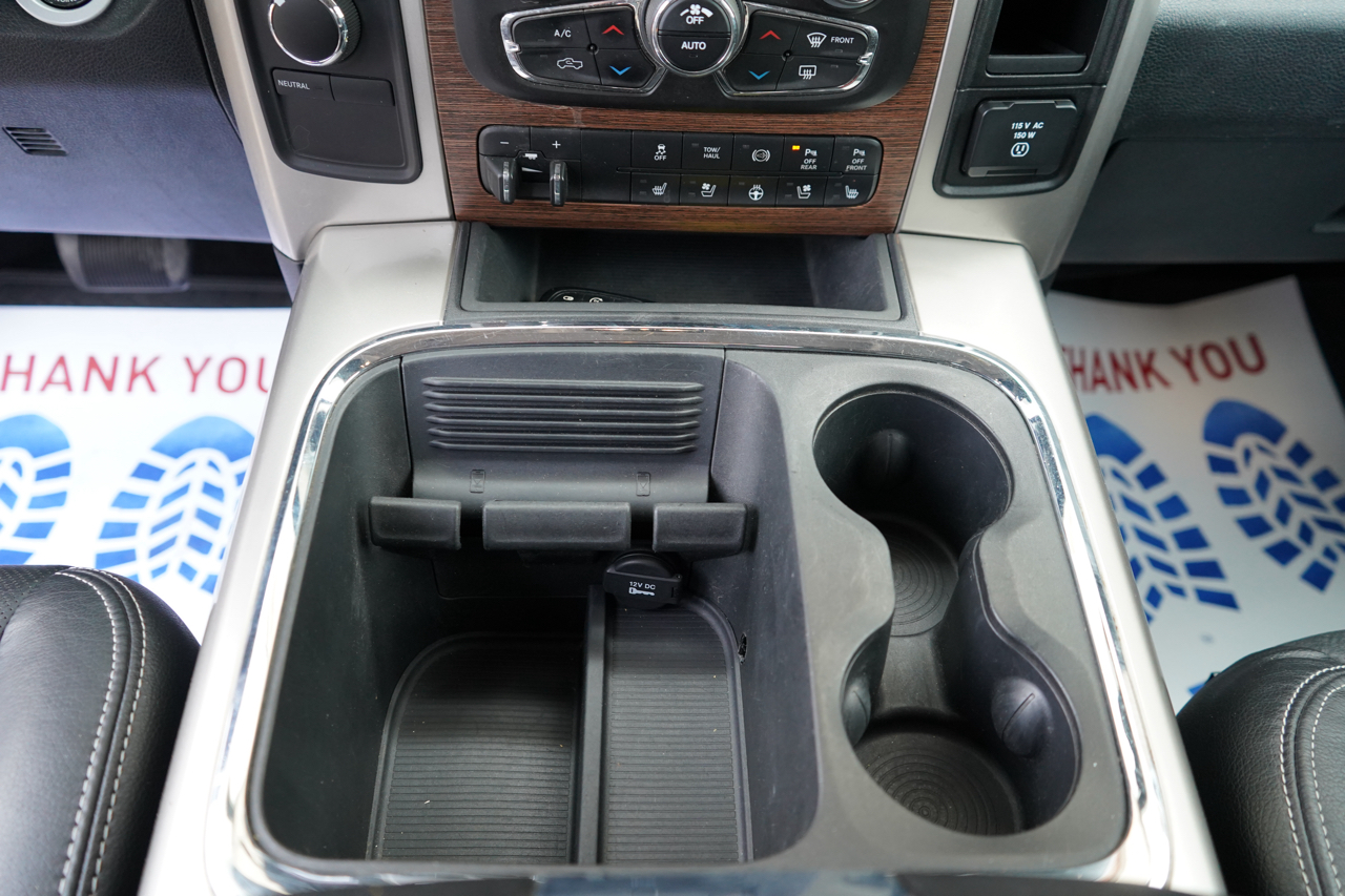 RAM 2500 Laramie Mega Cab 4WD 2016