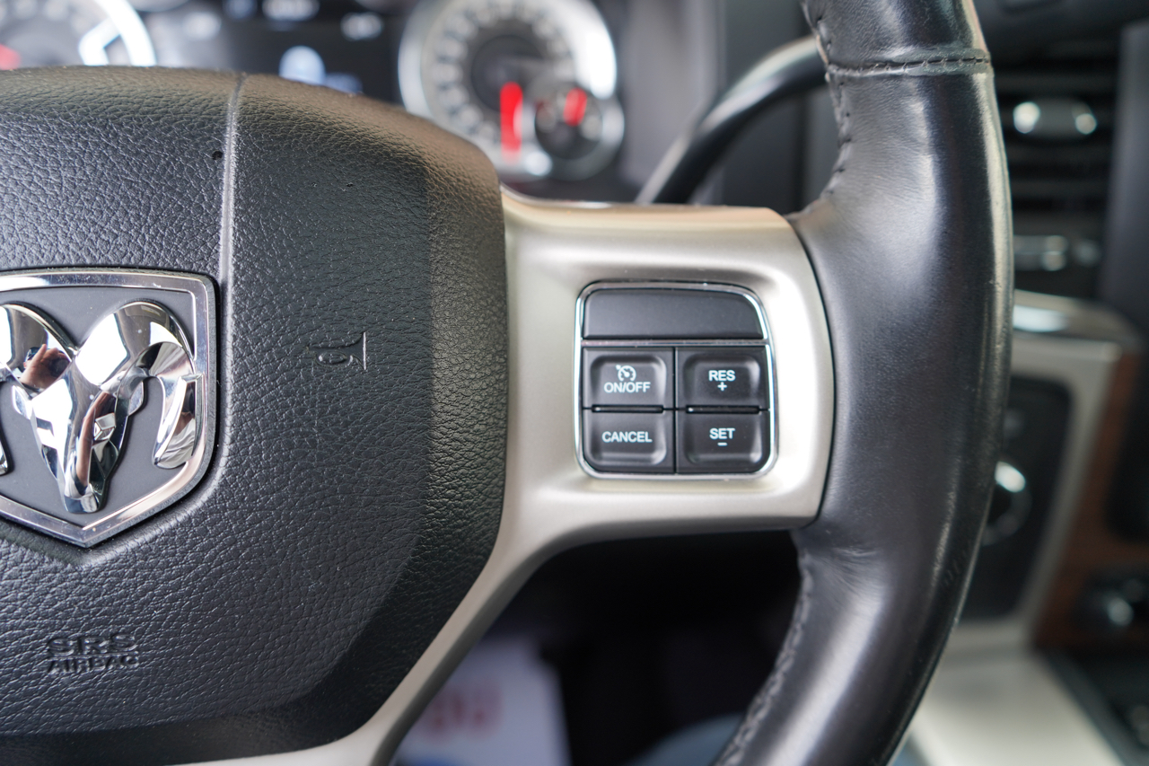 RAM 2500 Laramie Mega Cab 4WD 2016