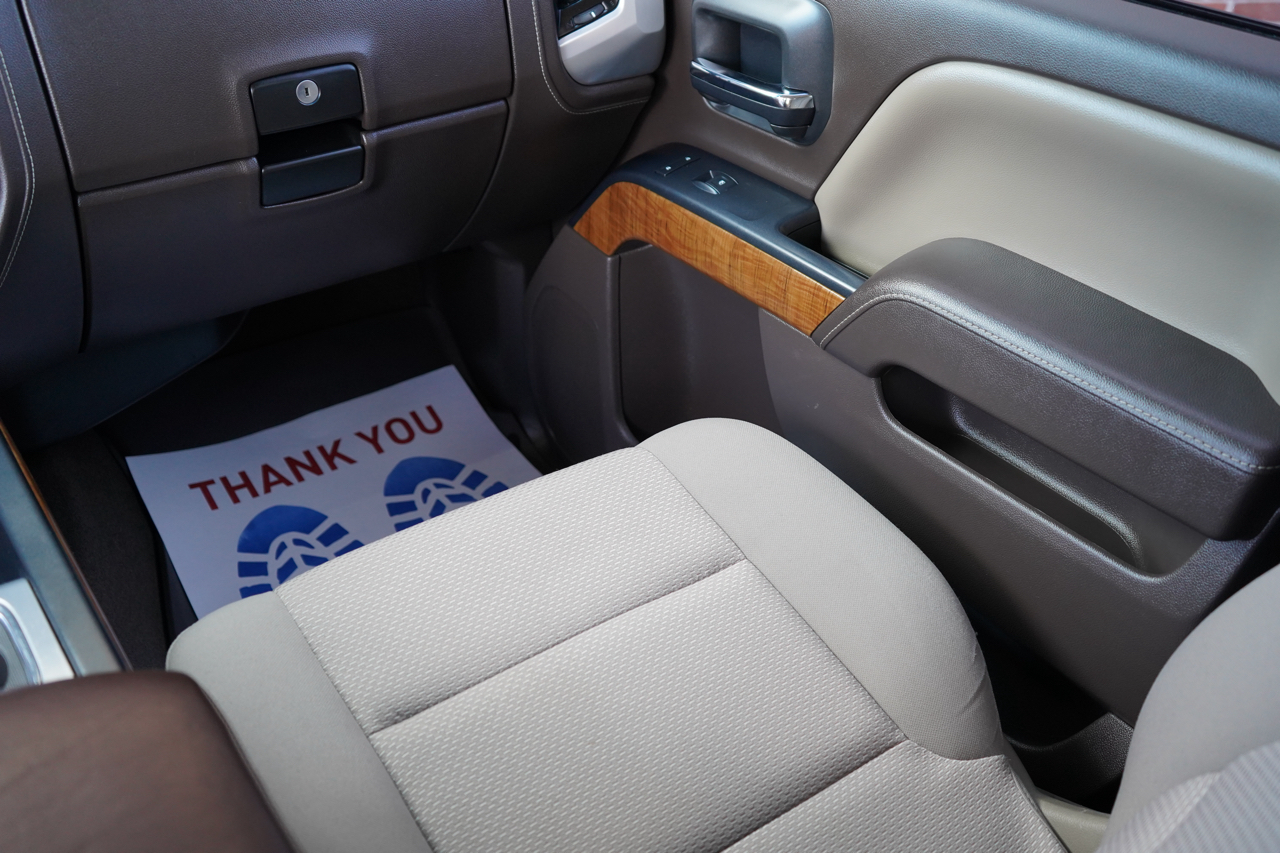 GMC Sierra 1500 4WD Crew Cab 143.5" SLE 2017