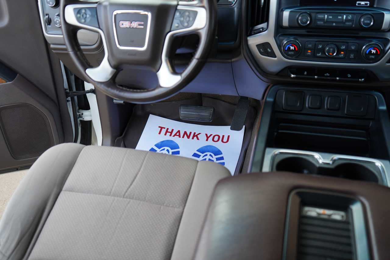 GMC Sierra 1500 4WD Crew Cab 143.5" SLE 2017