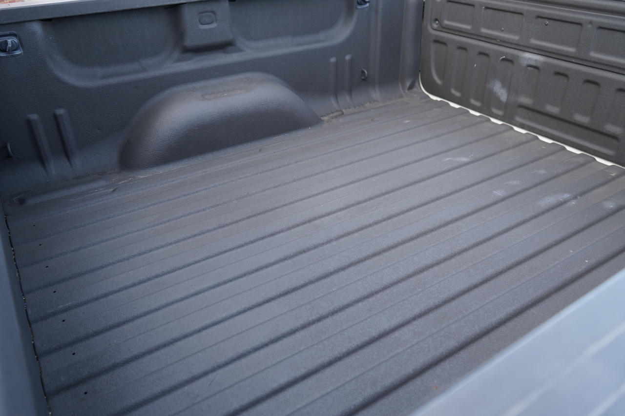 GMC Sierra 1500 4WD Crew Cab 143.5" SLE 2017