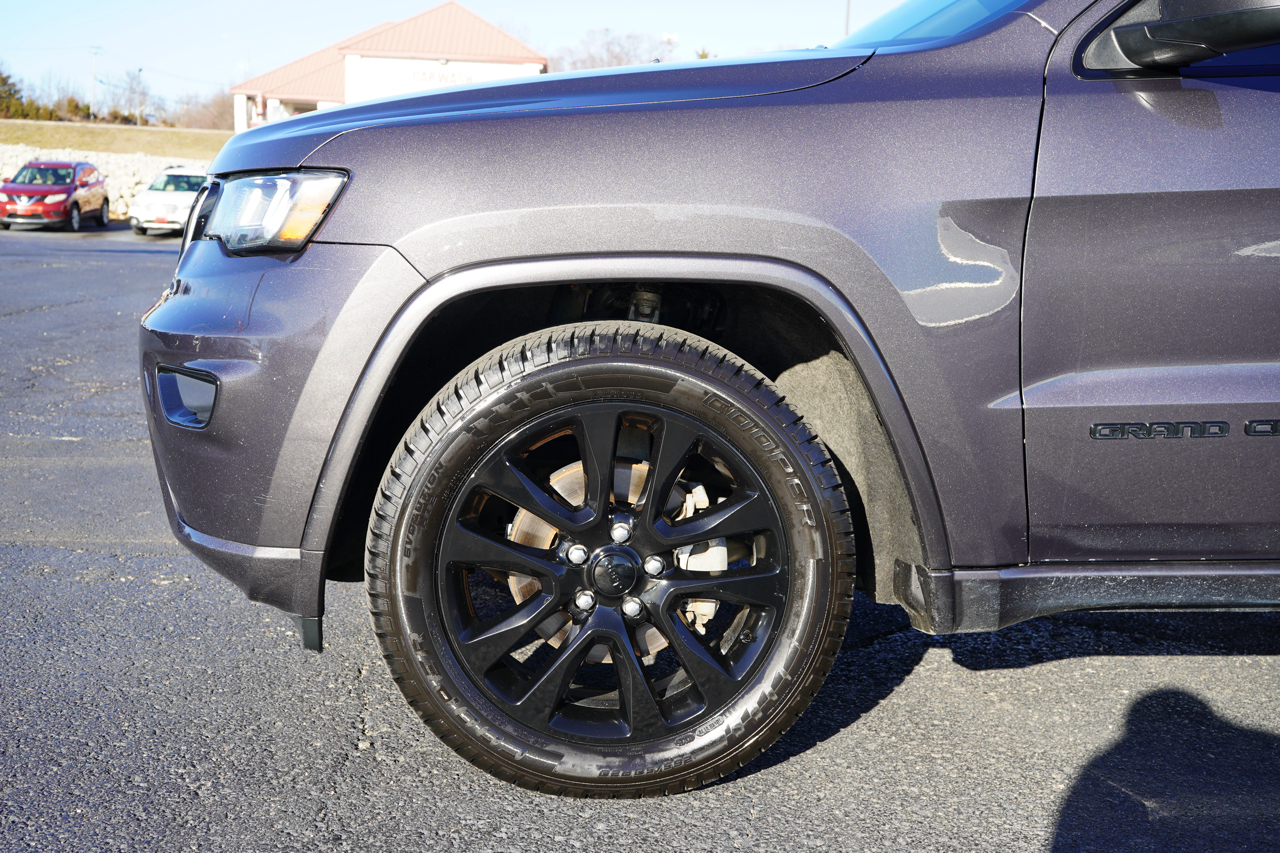 Jeep Grand Cherokee 4dr Laredo 4WD 2017