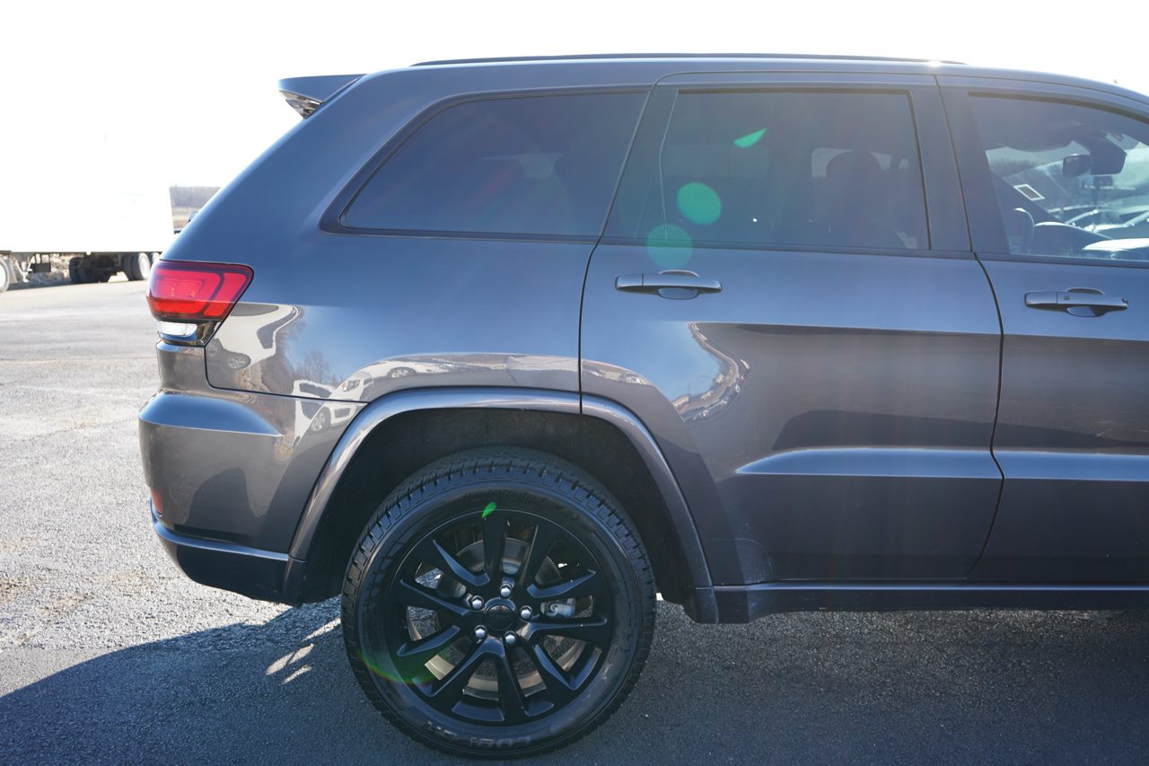 Jeep Grand Cherokee 4dr Laredo 4WD 2017