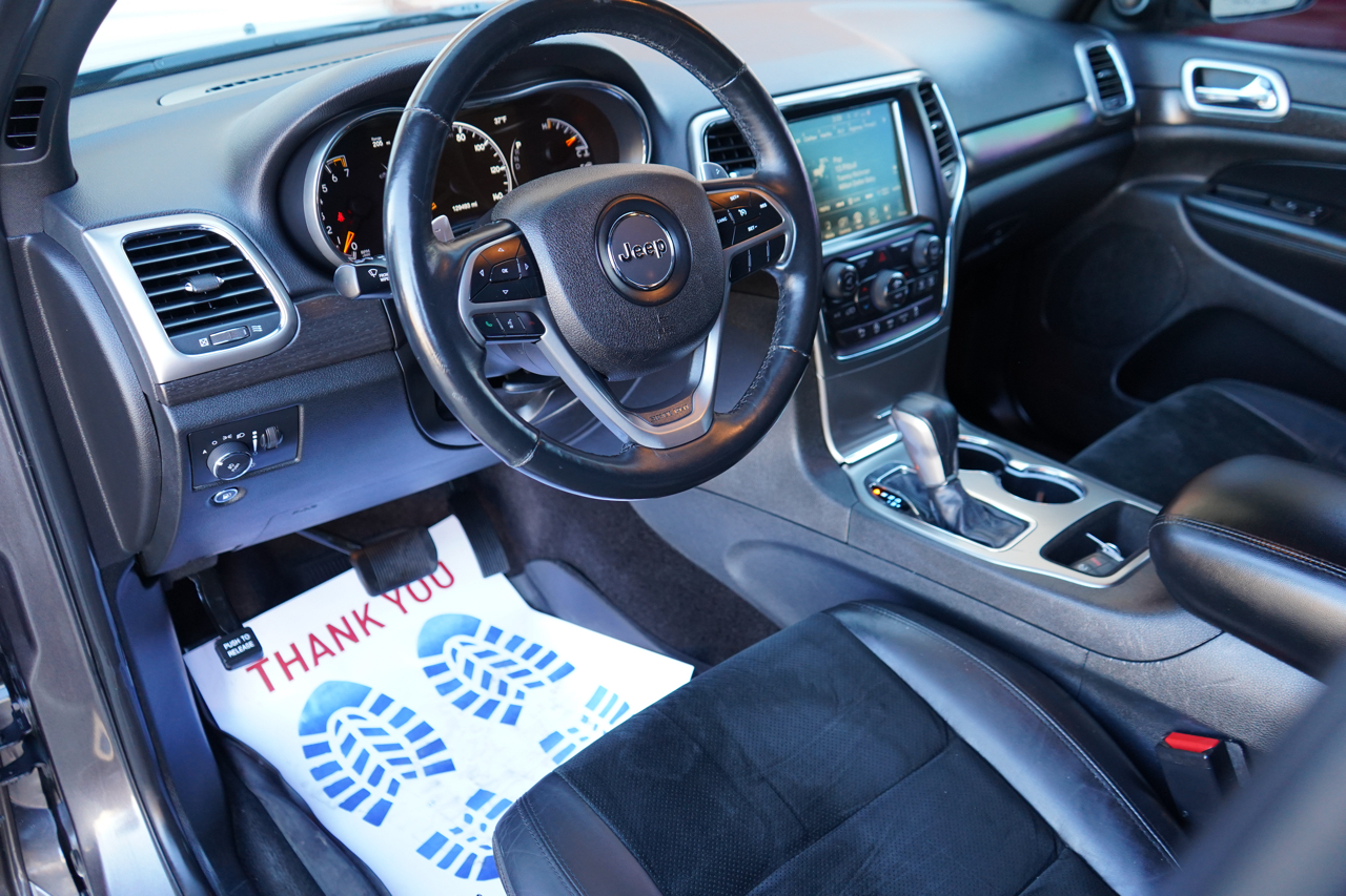 Jeep Grand Cherokee 4dr Laredo 4WD 2017