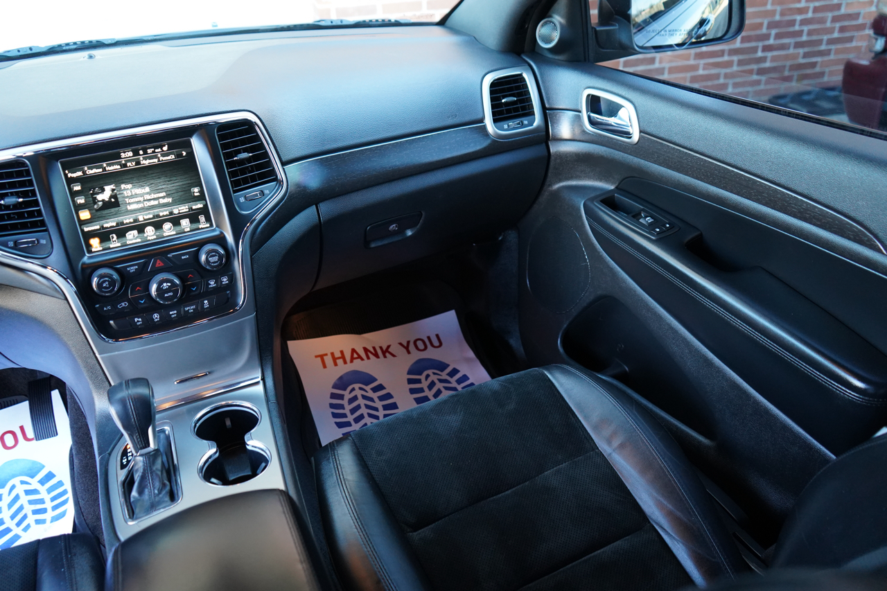 Jeep Grand Cherokee 4dr Laredo 4WD 2017