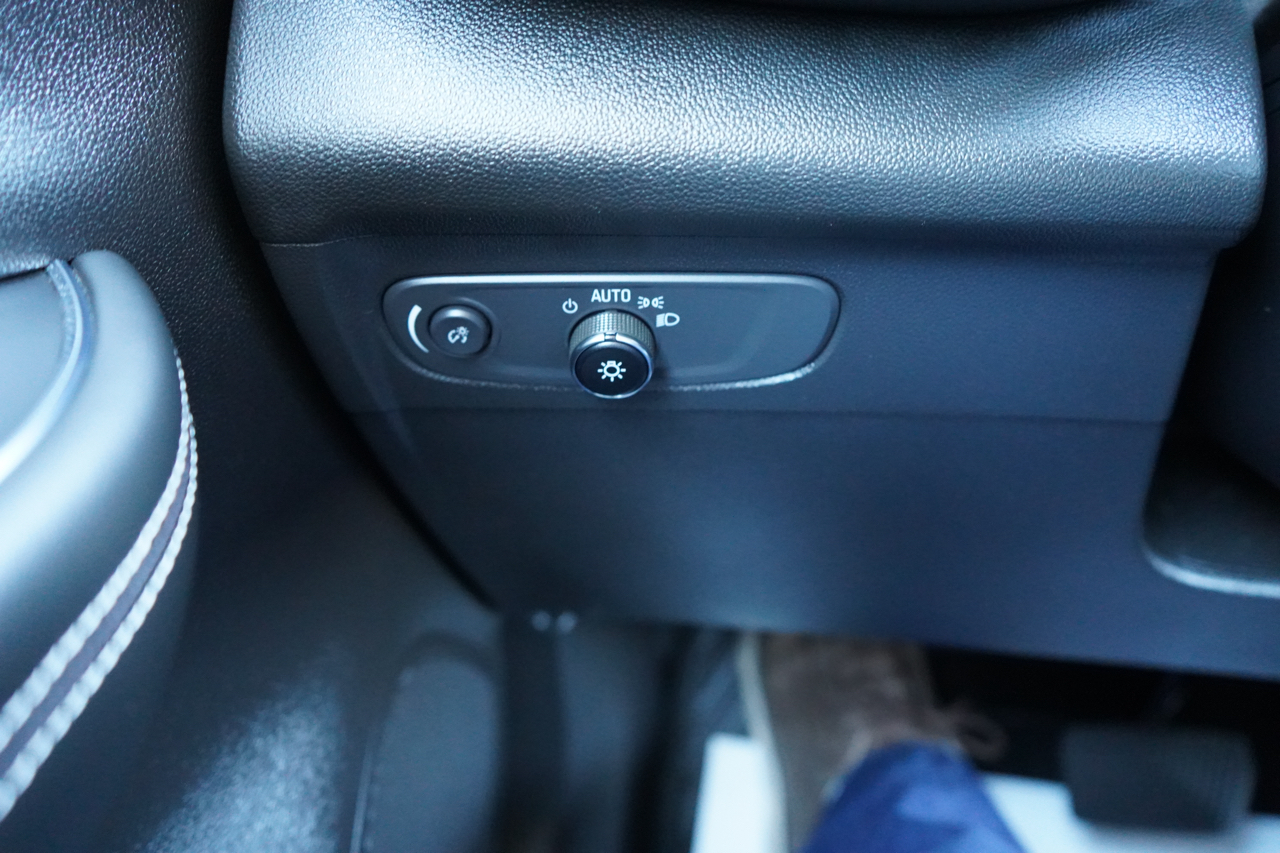 Buick Envision FWD 4dr Essence 2023