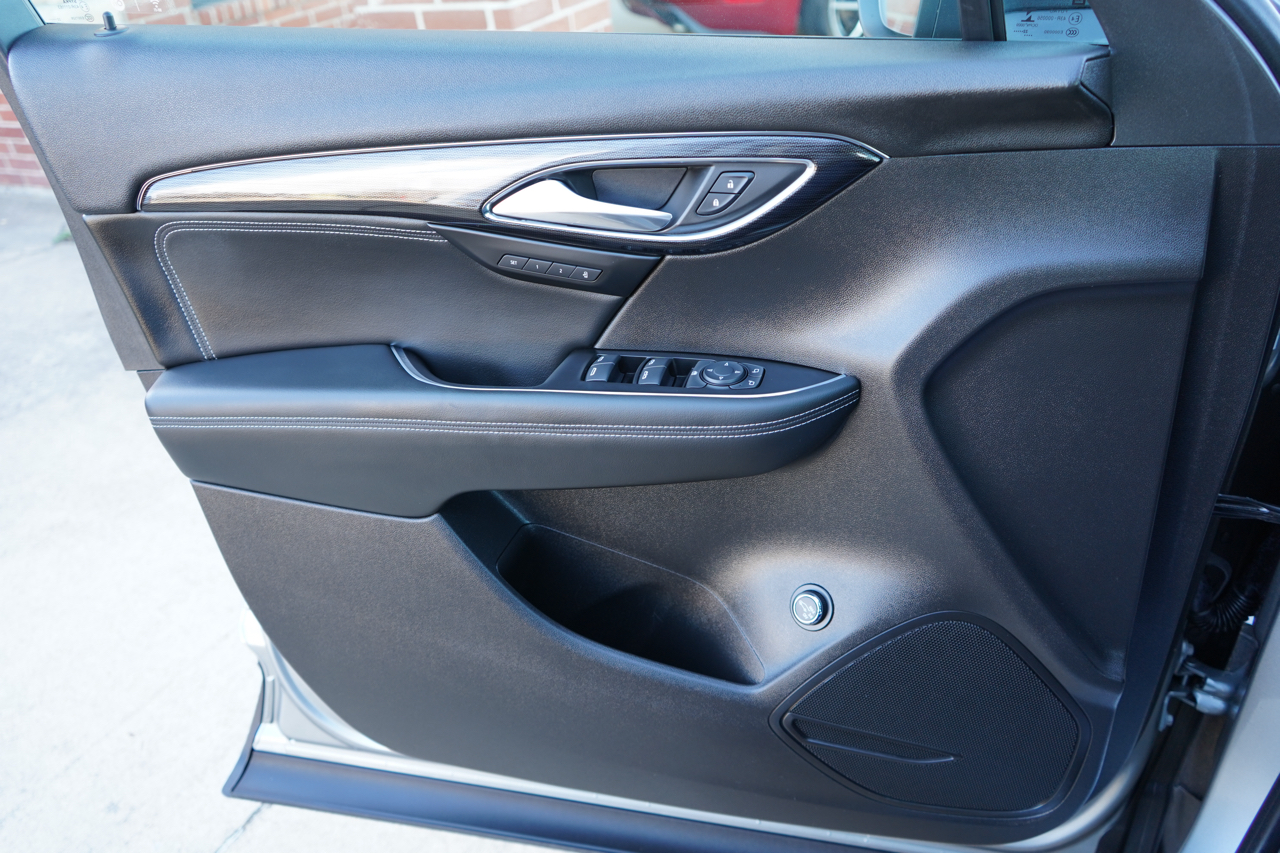 Buick Envision FWD 4dr Essence 2023