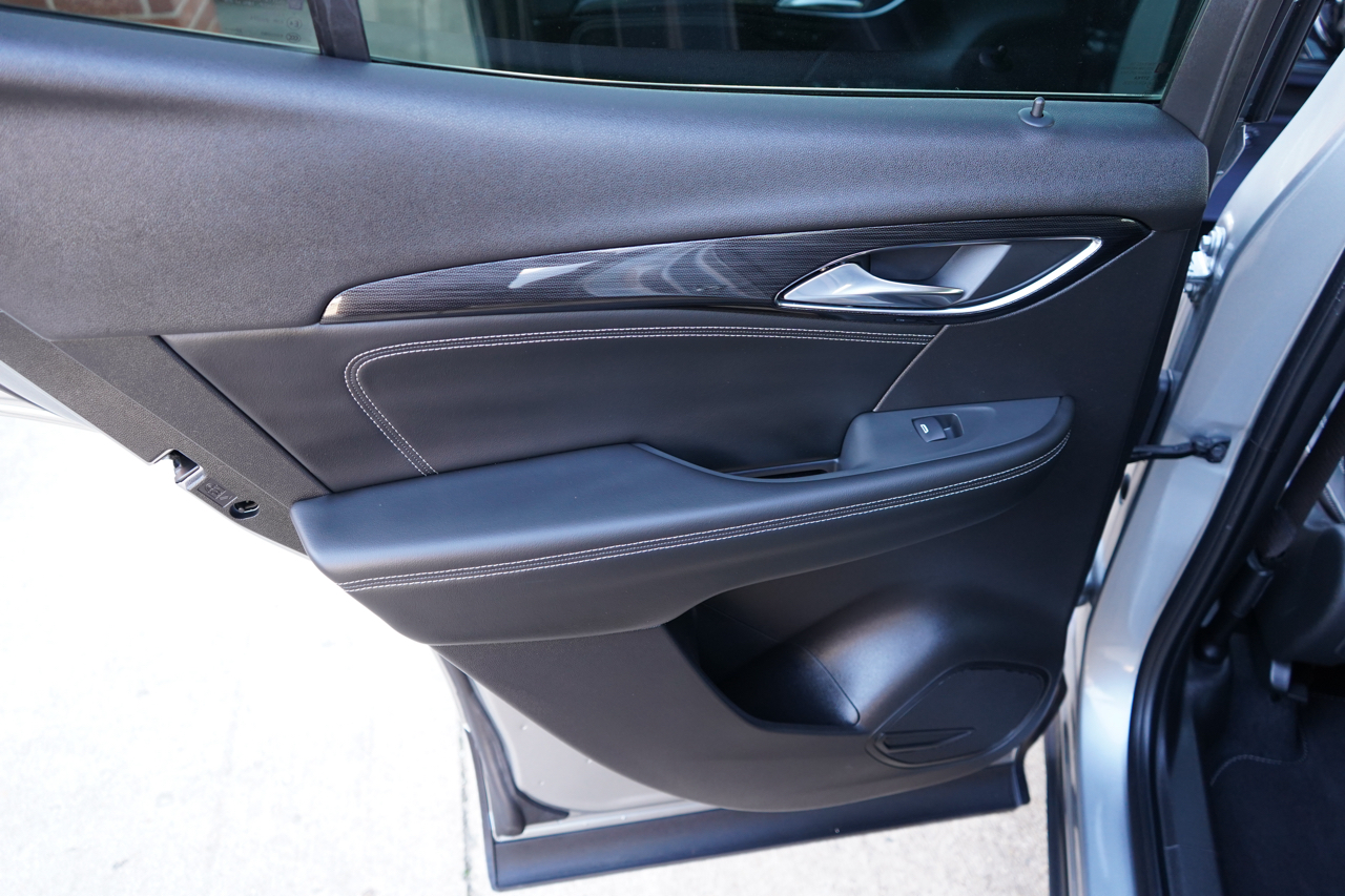 Buick Envision FWD 4dr Essence 2023