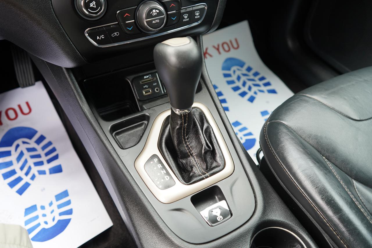 Jeep Cherokee FWD 4dr Limited 2016