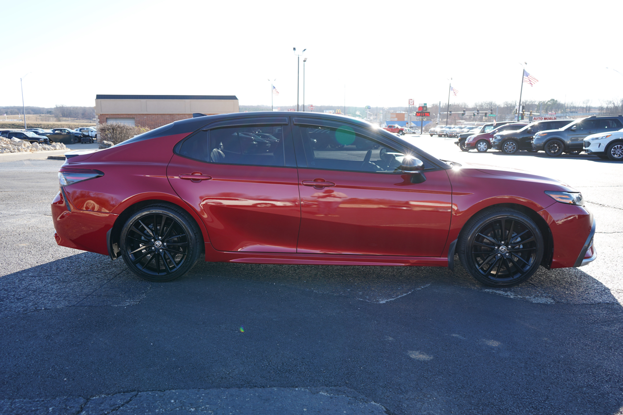 Toyota Camry XSE Auto AWD (Natl) 2021