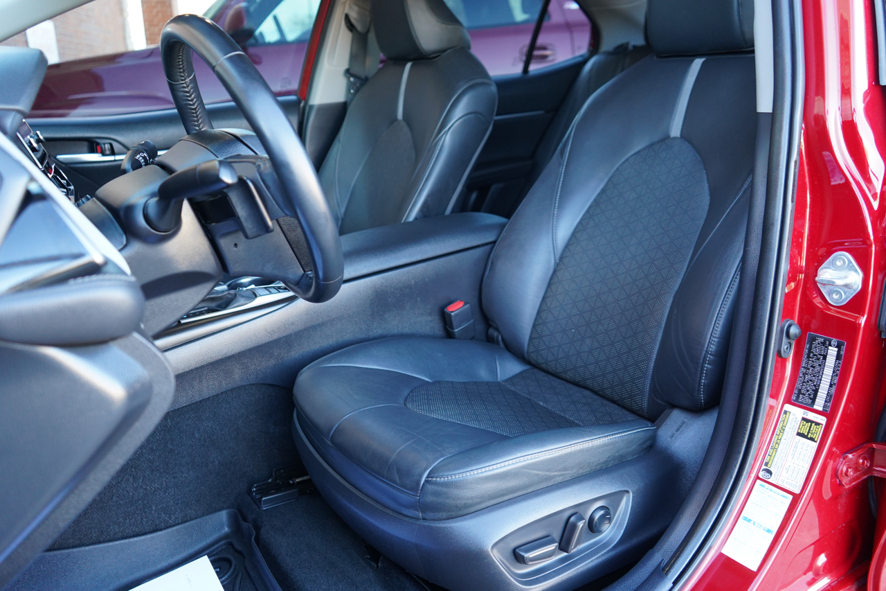 Toyota Camry XSE Auto AWD (Natl) 2021