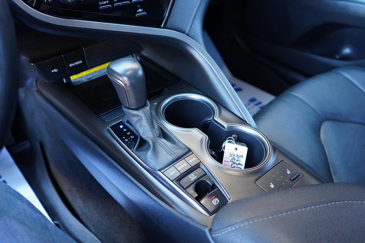 Toyota Camry XSE Auto AWD (Natl) 2021