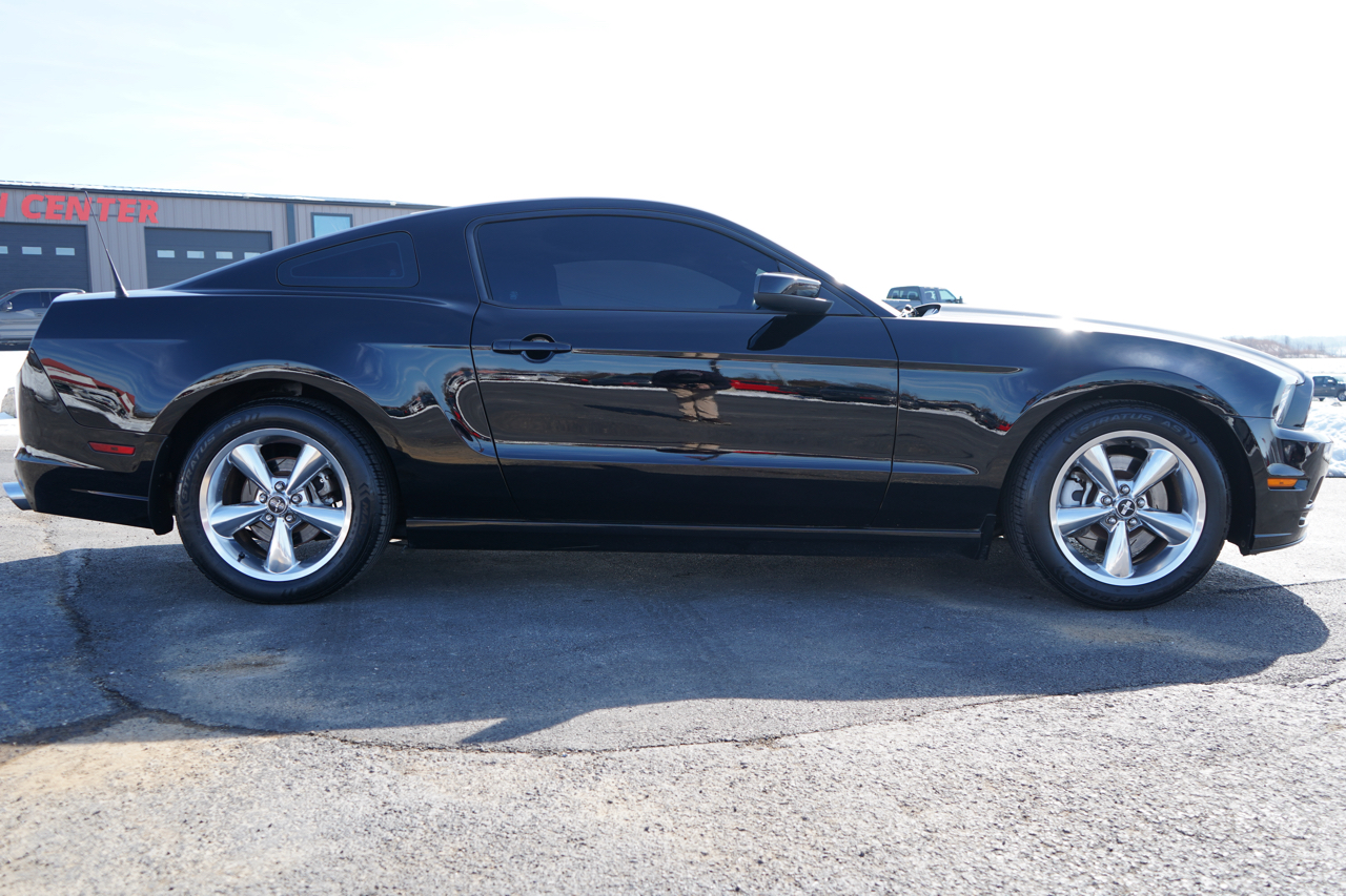 Ford Mustang 2dr Cpe V6 2014