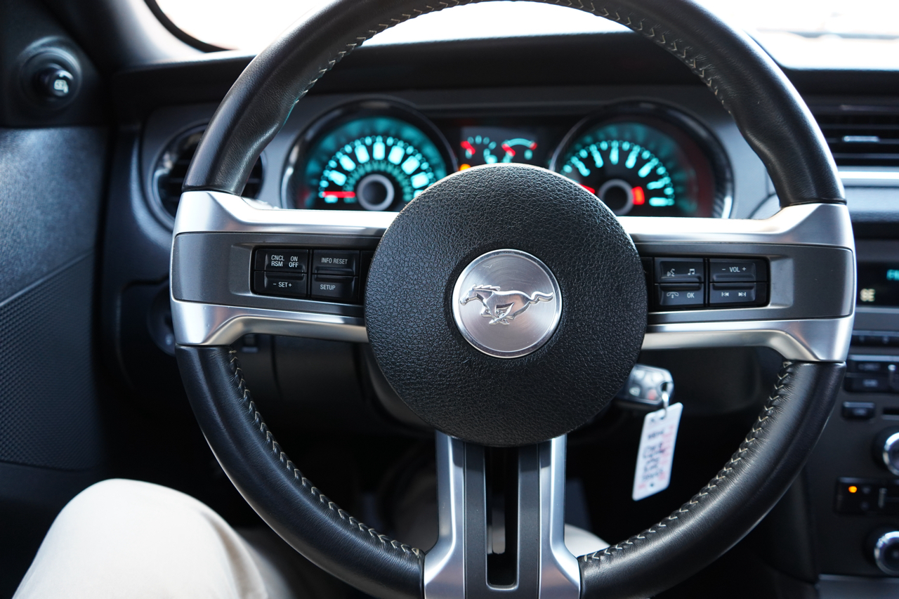 Ford Mustang 2dr Cpe V6 2014