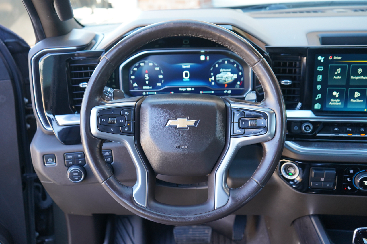 Chevrolet Silverado 1500 4WD Crew Cab 147" LTZ 2023