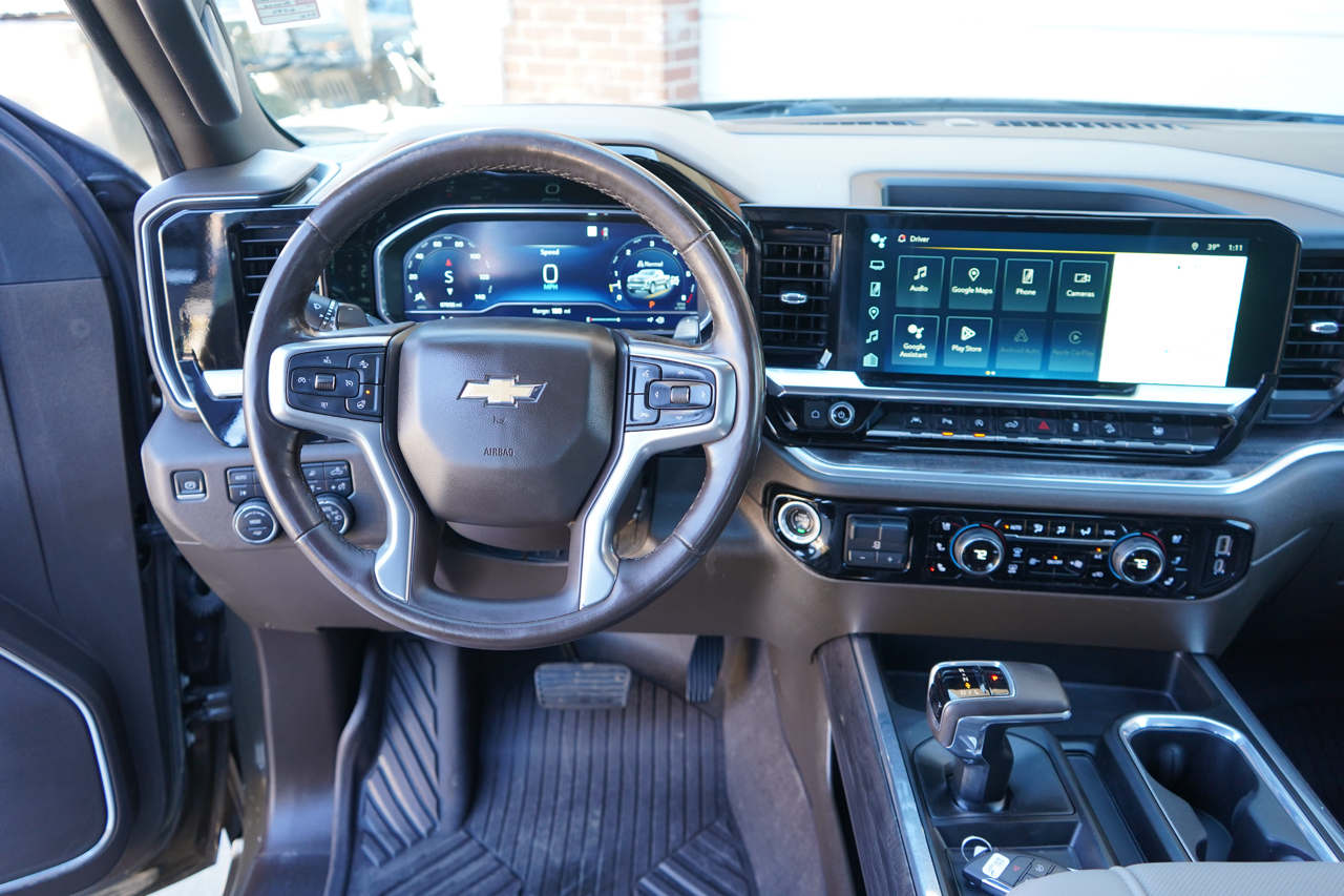 Chevrolet Silverado 1500 4WD Crew Cab 147" LTZ 2023