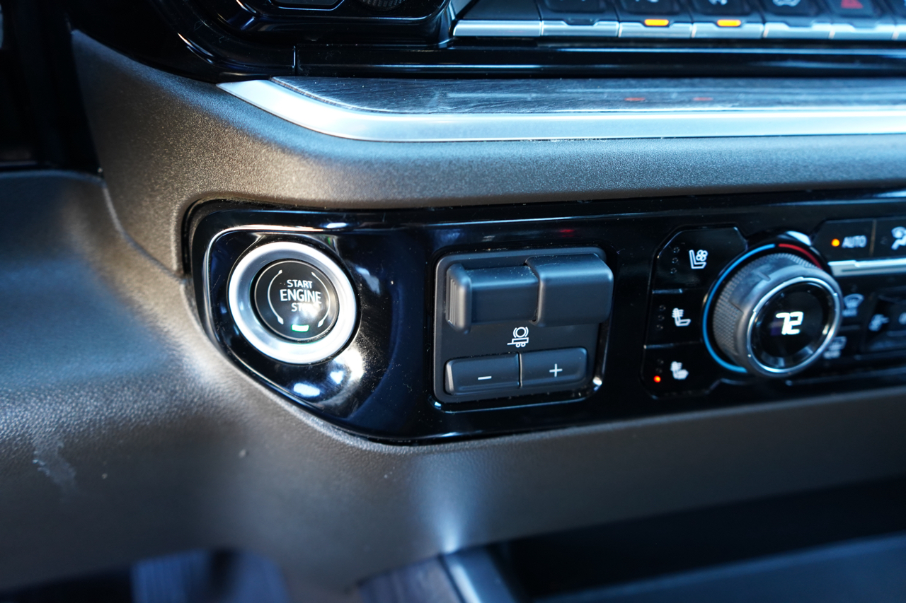 Chevrolet Silverado 1500 4WD Crew Cab 147" LTZ 2023