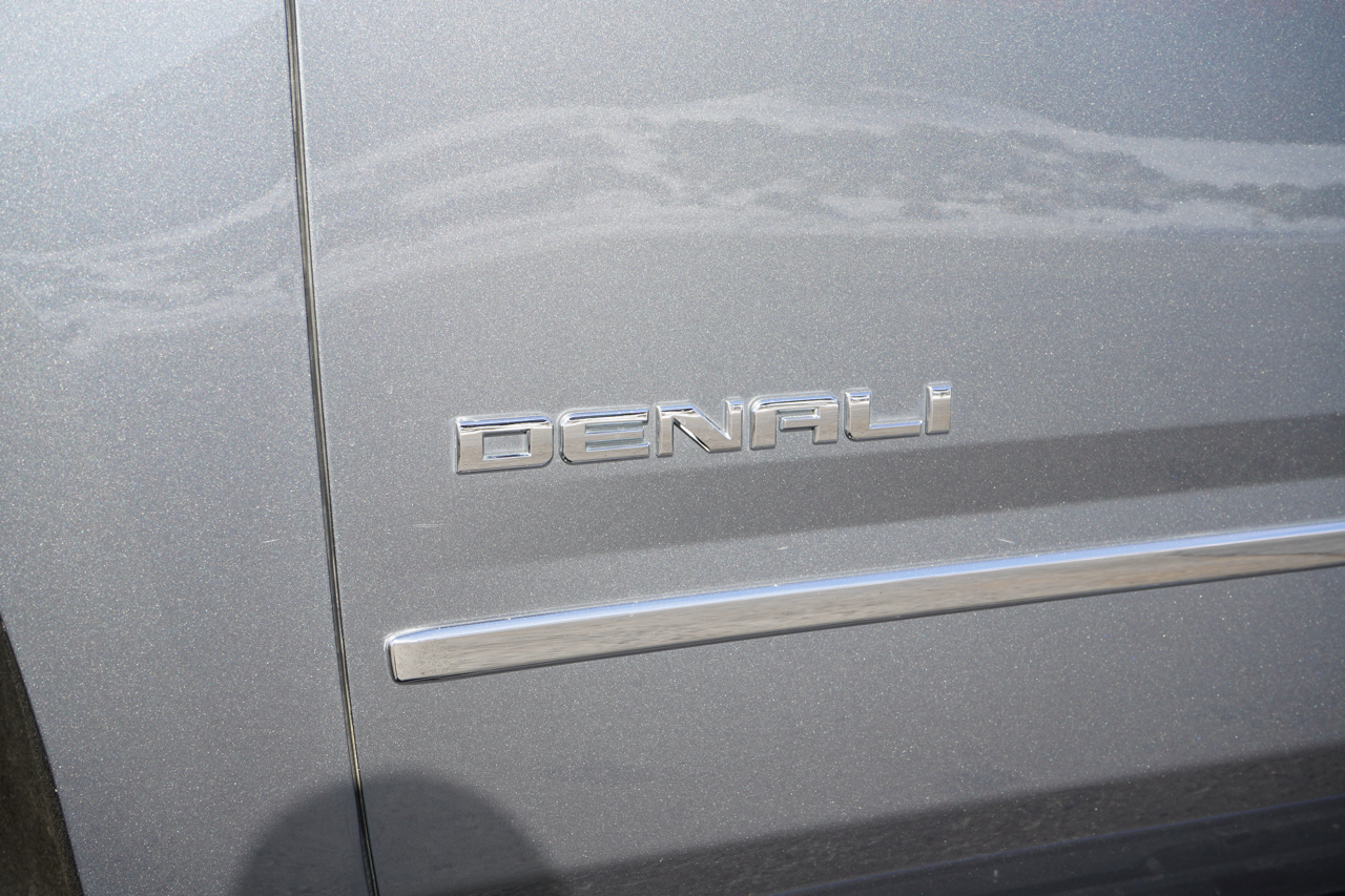 GMC Yukon XL 4WD 4dr Denali 2019