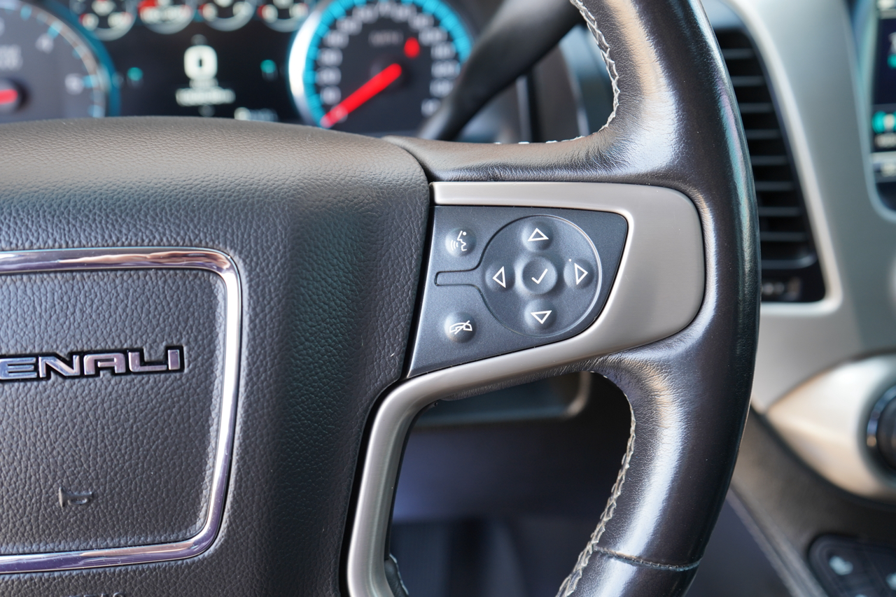 GMC Yukon XL 4WD 4dr Denali 2019