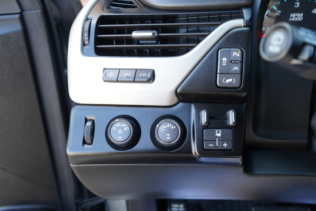 GMC Yukon XL 4WD 4dr Denali 2019