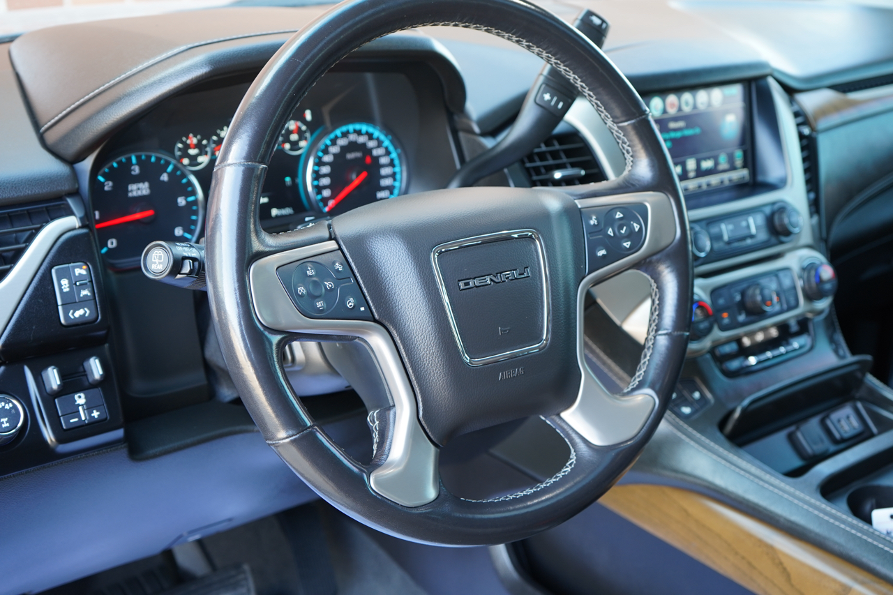 GMC Yukon XL 4WD 4dr Denali 2019