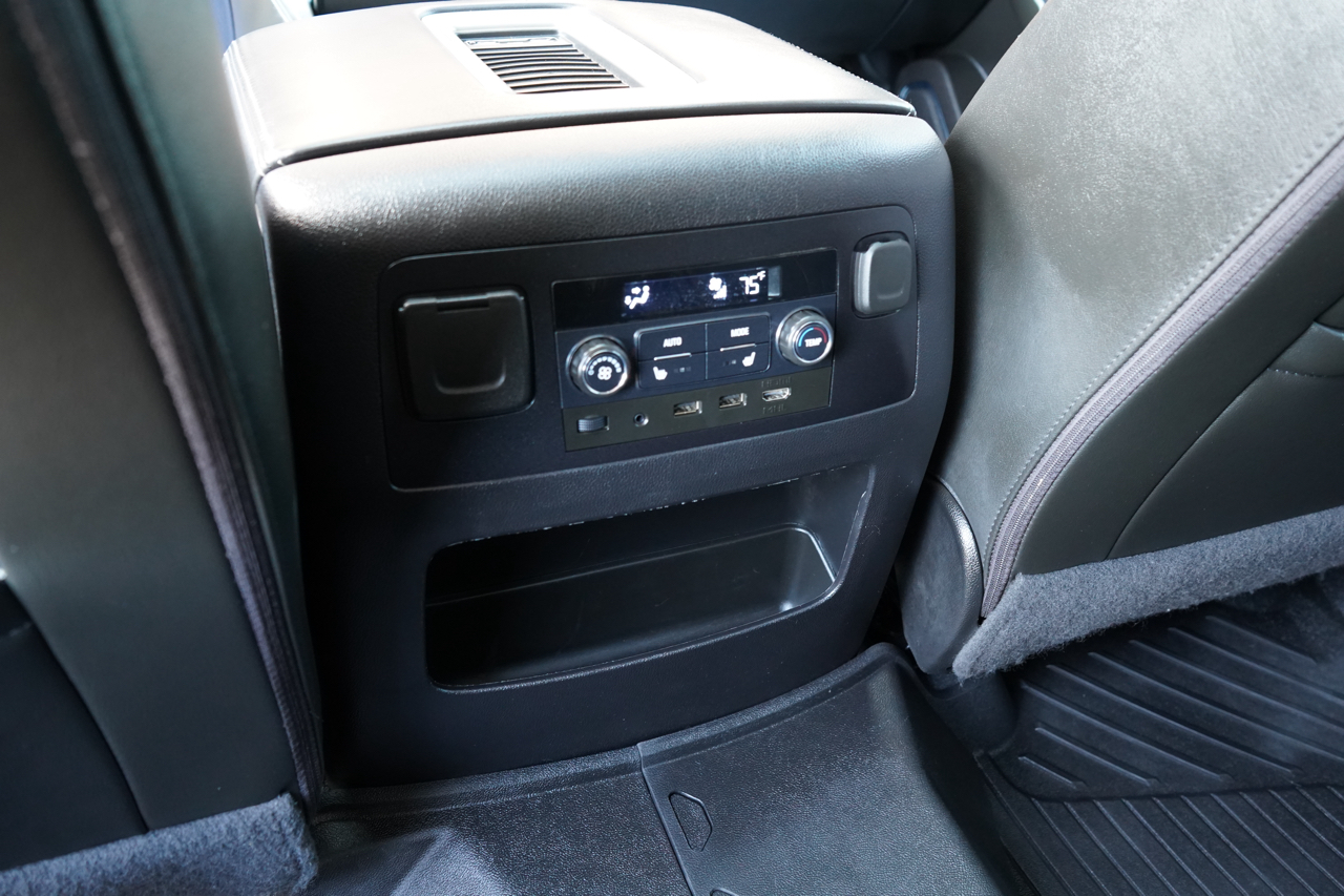 GMC Yukon XL 4WD 4dr Denali 2019