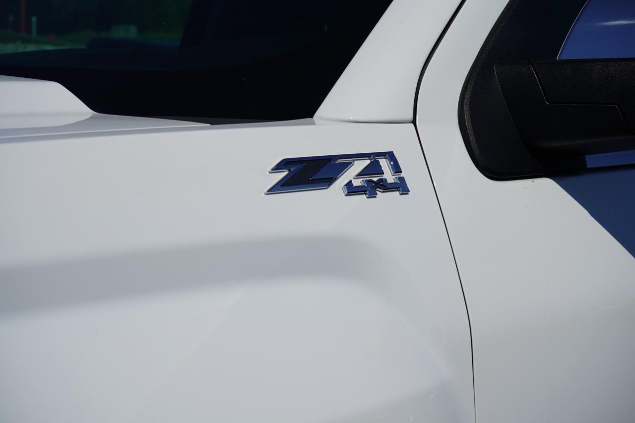 GMC Sierra 1500 4WD Double Cab 143.5" SLT 2016