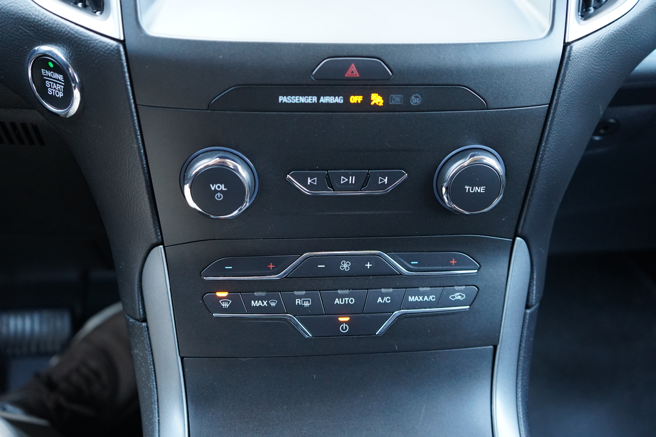 Ford Edge SE AWD 2020