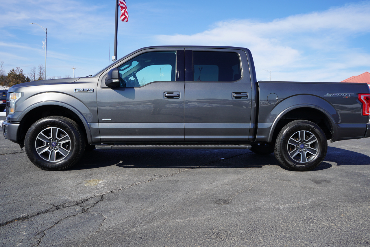 Ford F-150 4WD SuperCrew 145" Lariat 2015