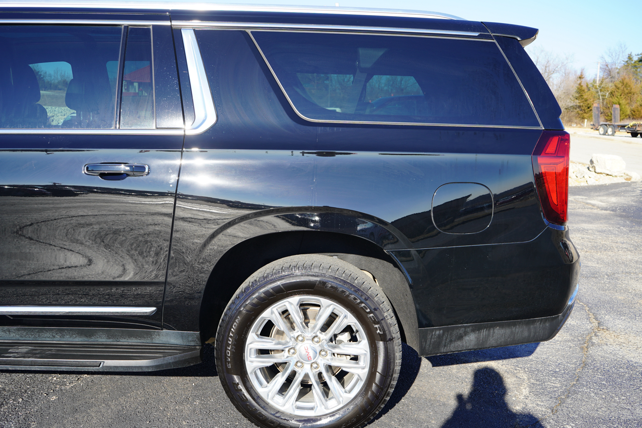 GMC Yukon XL 4WD 4dr SLT 2022