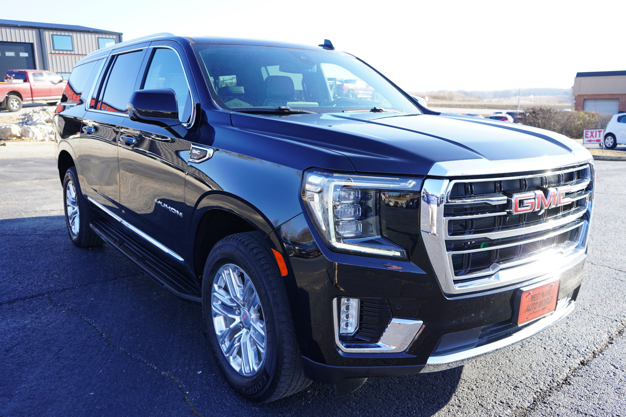 GMC Yukon XL 4WD 4dr SLT 2022