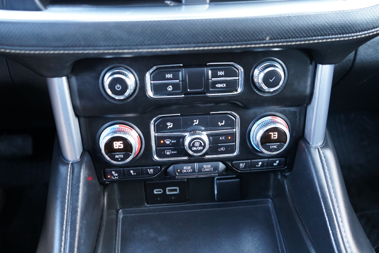 GMC Yukon XL 4WD 4dr SLT 2022