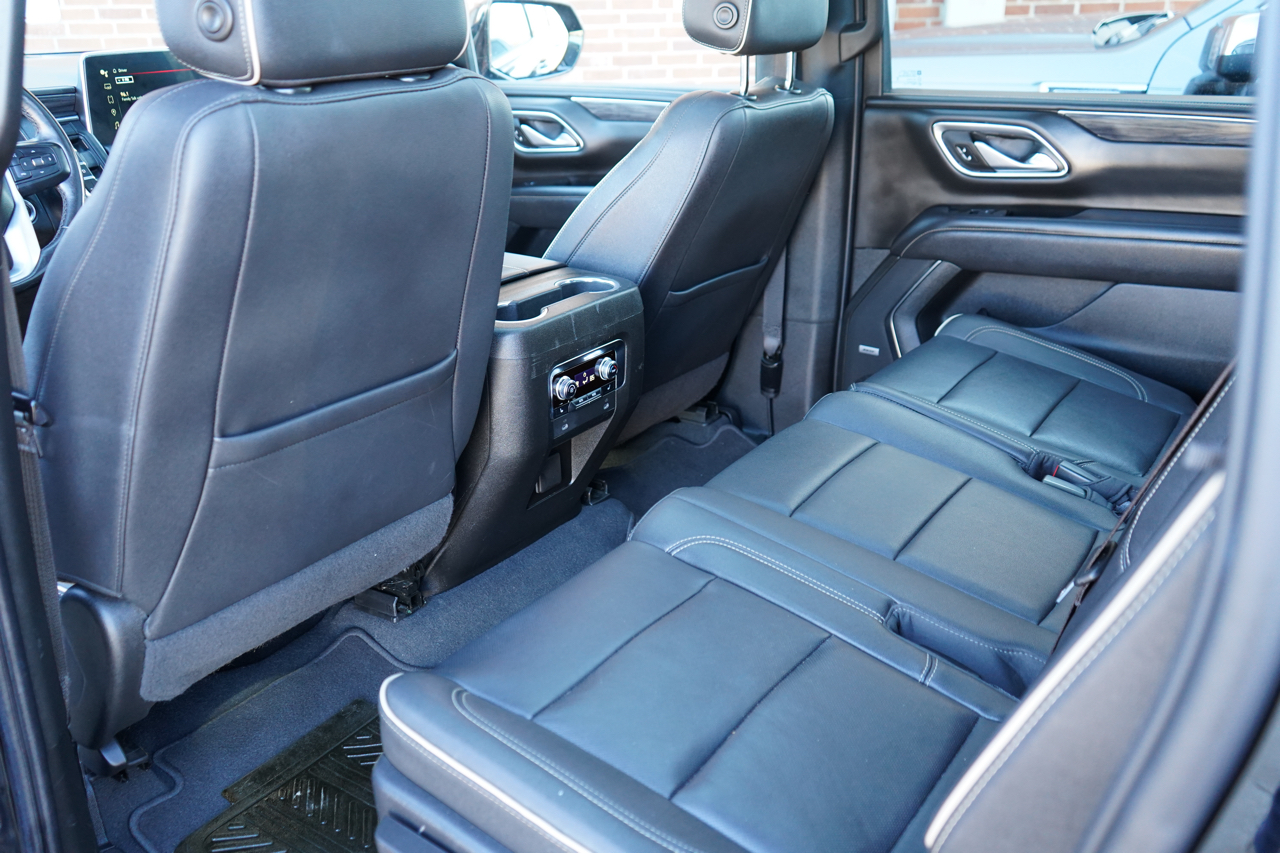 GMC Yukon XL 4WD 4dr SLT 2022