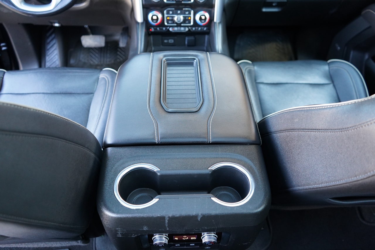 GMC Yukon XL 4WD 4dr SLT 2022