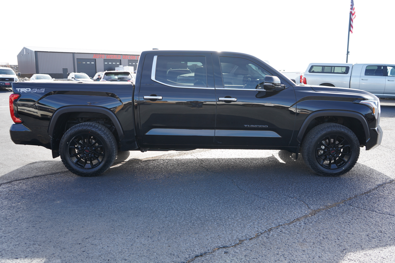 Toyota Tundra 4WD Limited CrewMax 5.5' Bed (Natl) 2022
